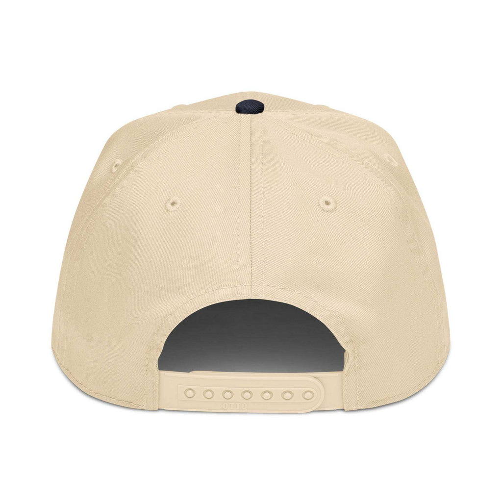 5 panel cap in beige cotton blend with structured panels, ventilation eyelets and adjustable snapback closure